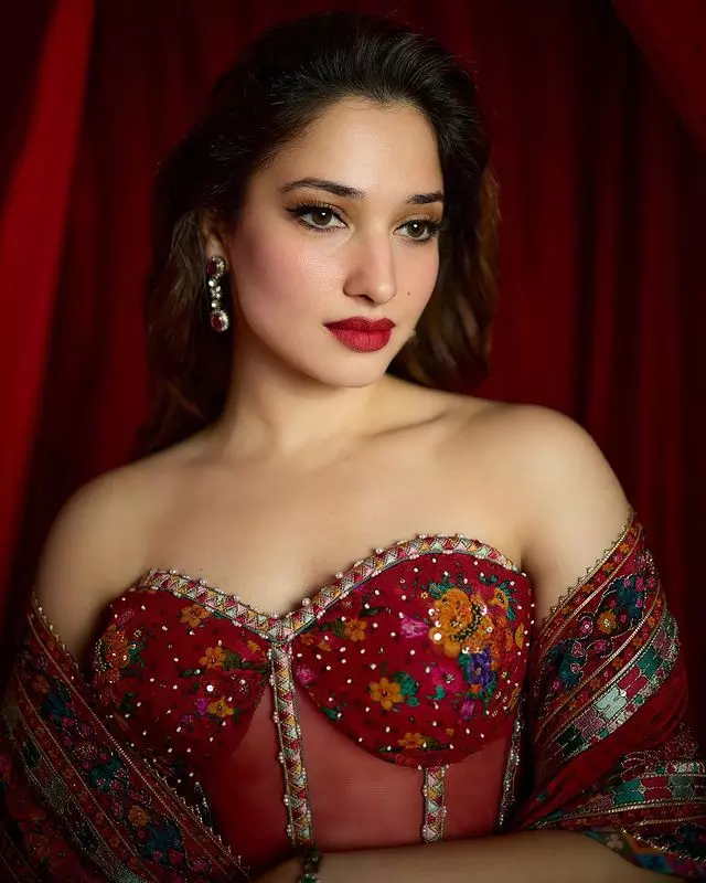 Tamannaah Bhatia’s Style Diary Inspires Fashion Enthusiasts