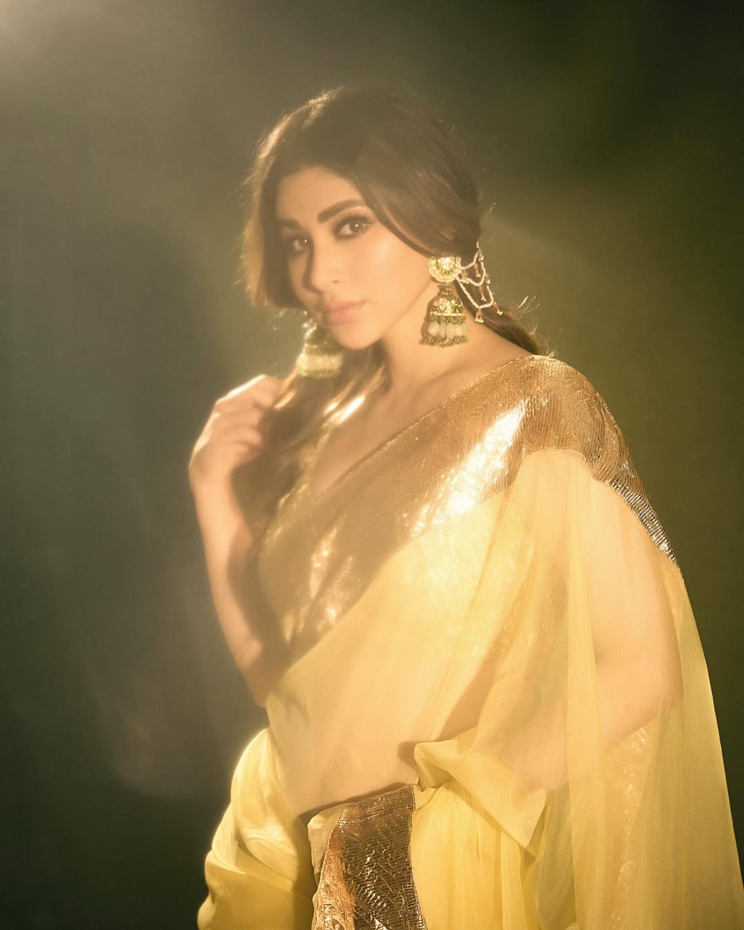 Mouni Roy is elegant in any costume Mouni Roy is elegant in any costume