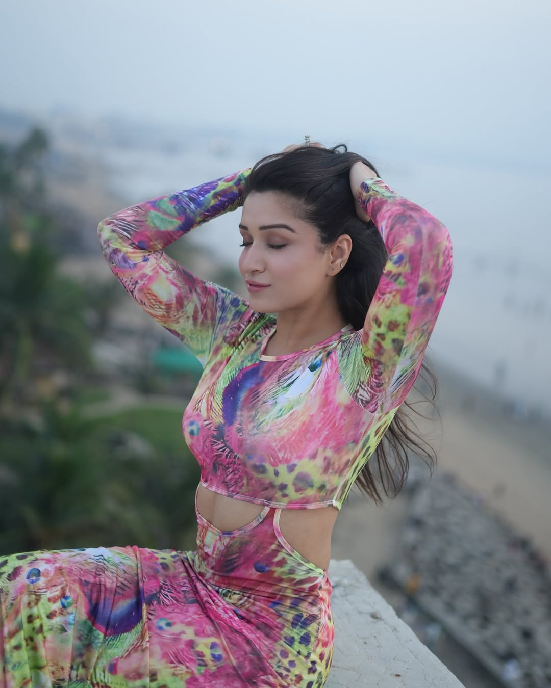 Shefali Bagga’s Stylish Avatar from Cricket Ground Gets All Attention Shefali Bagga’s Stylish Avatar from Cricket Ground Gets All Attention