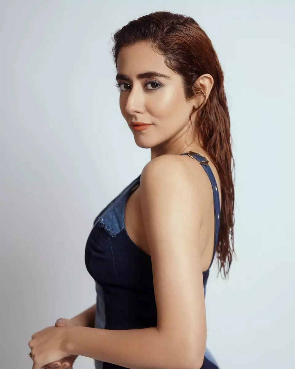 Jonita Gandhi Dazzles in White Lace Jonita Gandhi Dazzles in White Lace