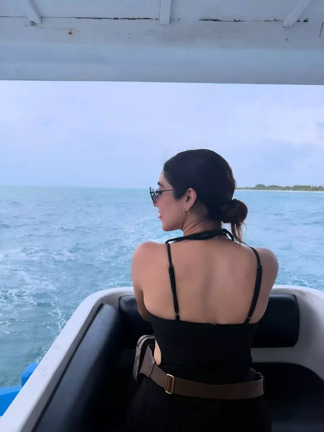 Jonita Gandhi Dazzles in White Lace Jonita Gandhi Dazzles in White Lace