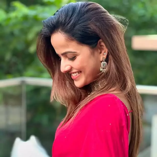 Vaishnavi Chaitanyas Grace in Tradition