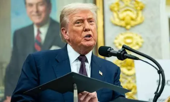 టారిఫ్‌ల ట్రంప్‌.. పాతికేళ్లుగా అదే శాలరీ... మరిదానిపై టారిఫ్‌లు?