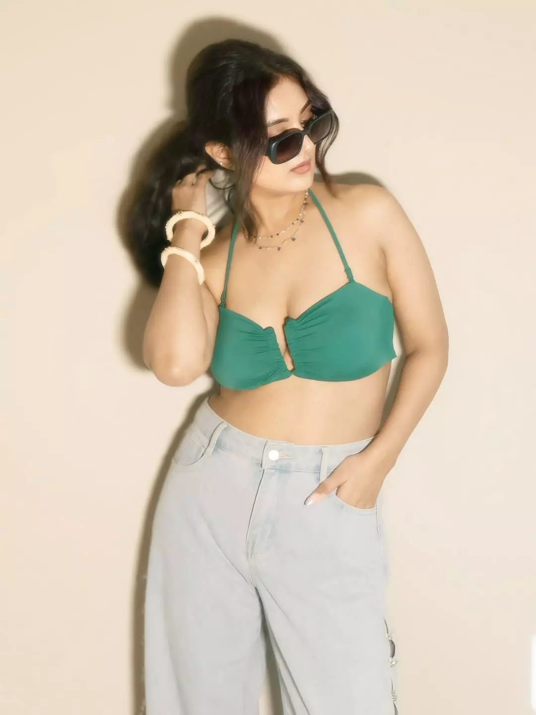 Natasha Singh Stuns in Chic Casual Glam