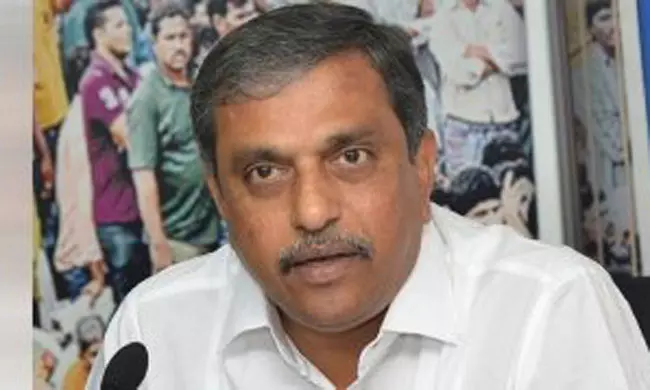 జగన్ కే సజ్జల బిగ్ ట్రబులిచ్చేశారా ?