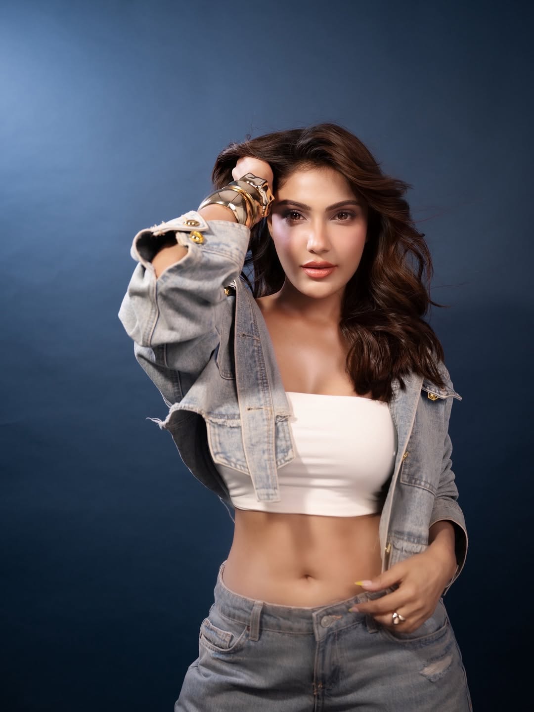 Ishita Raj’s Stylish Denim Look Makes You Go Gaga