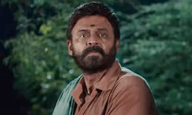 చెప్పు దెబ్బల సీన్.. వెంకటేష్ అలా చేశాడా..?