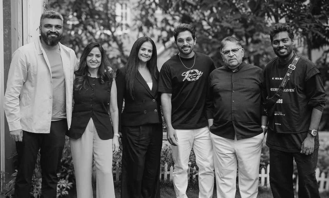 బన్నీ - అట్లీ మూవీకి కళ్ళు చెదిరే భారీ ఓటీటీ డీల్.. ఎన్ని వందల కోట్లంటే?