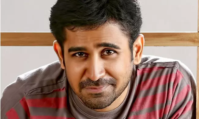 టైటిల్స్ విష‌యంలో ఓటీటీల‌ వేషాలు!