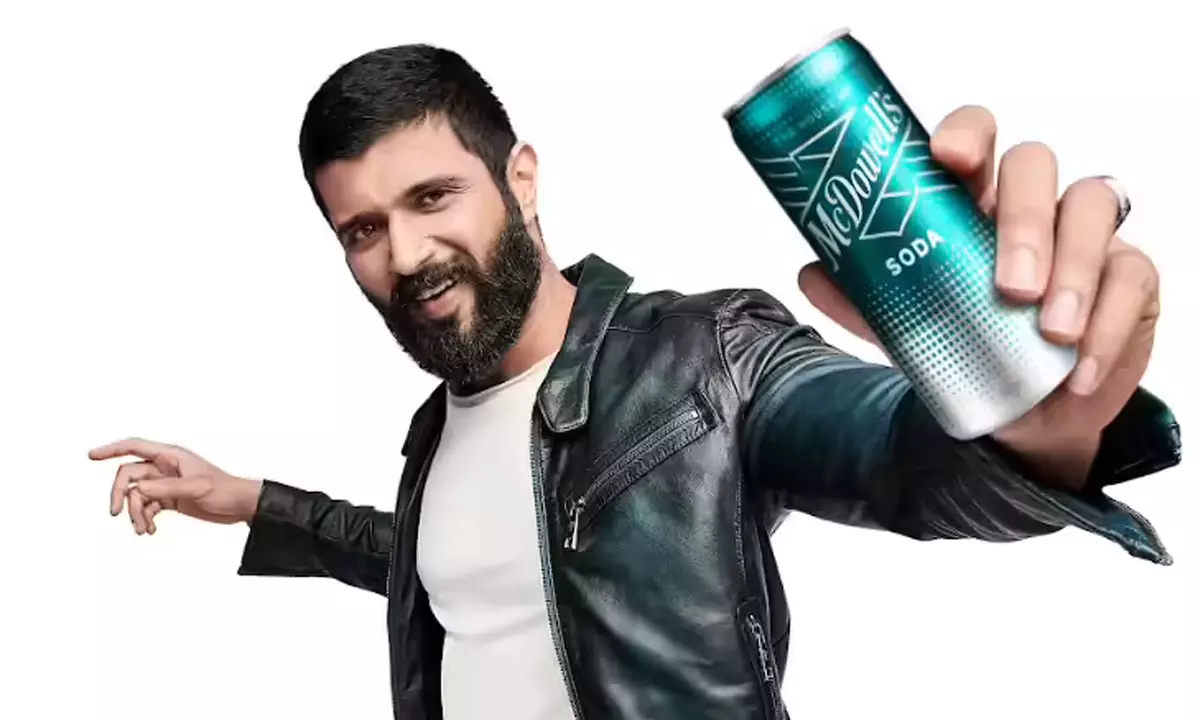 విజయ్ దేవరకొండ స్టైలిష్ యాడ్ చూశారా?