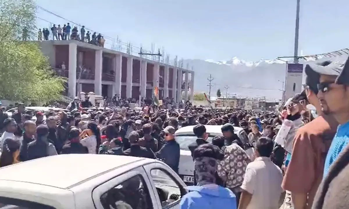 లద్దాఖ్‌ రగులుతోంది...బీజేపీకి కొత్త సవాల్