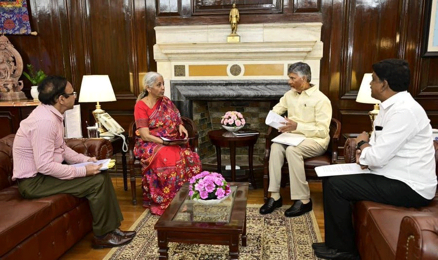 ఢిల్లీలో చంద్ర‌బాబు బిజీ బిజీ: ఏం చేస్తున్నారంటే!