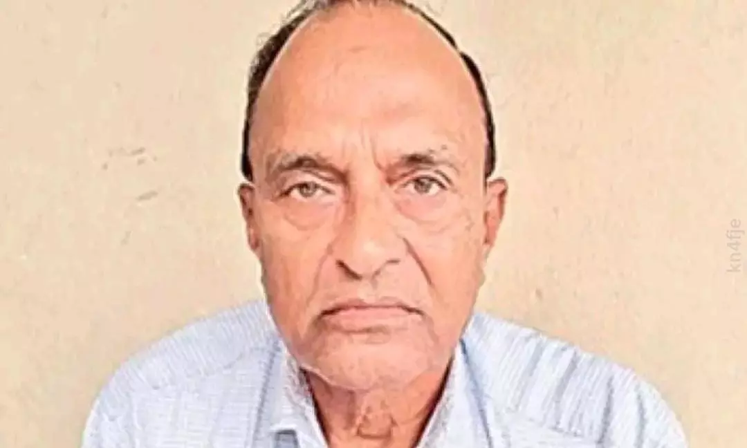 ఆస్తి ప్రభుత్వానికి రాసిచ్చి.. కొడుకుకు తండ్రి గుణపాఠం!