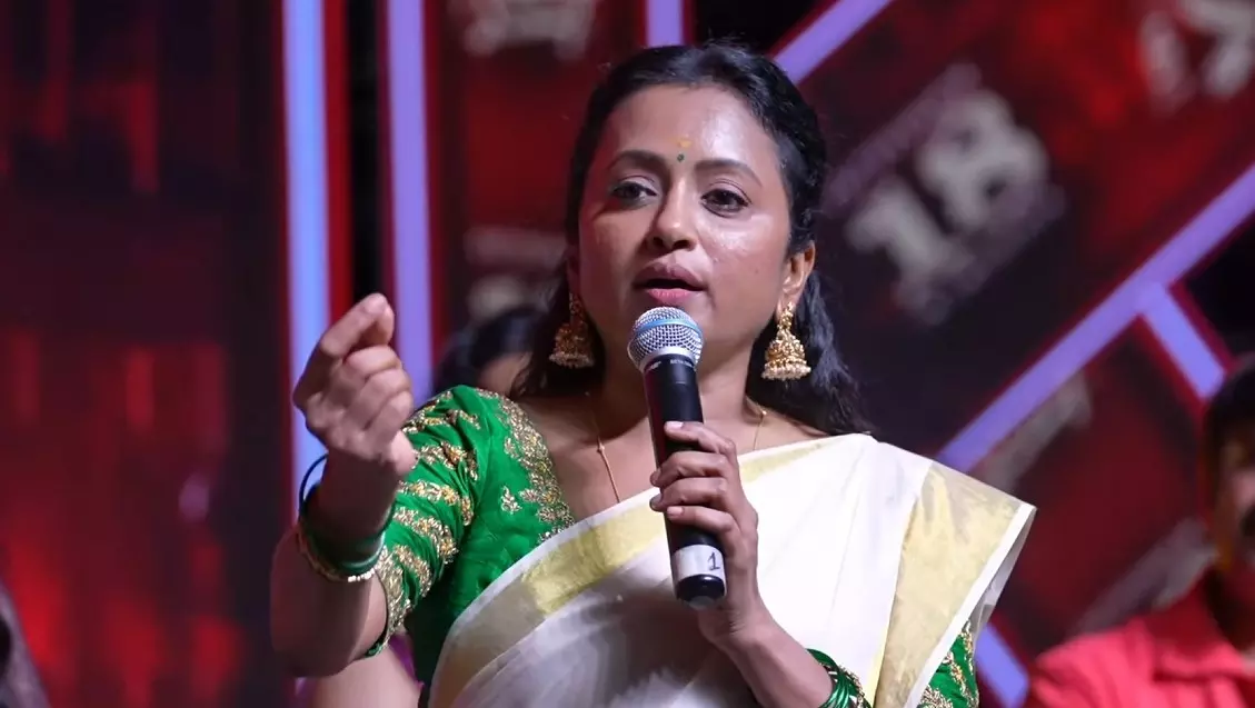 తెలుగు అబ్బాయి.. కేరళ కుట్టి లవ్ స్టోరీ సూపర్ హిట్టే..!