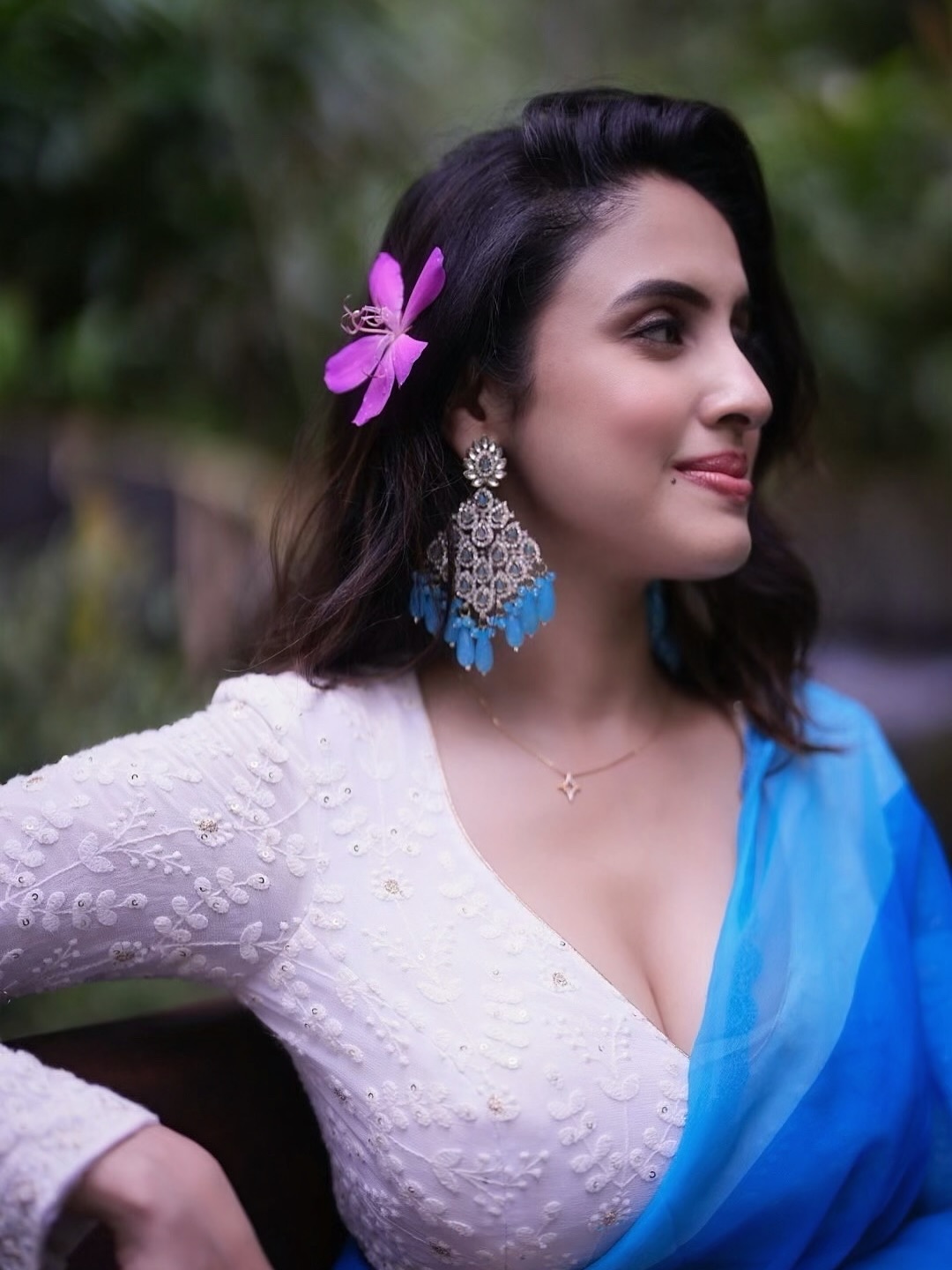 981909-snapins-ai3744636713508607021.web