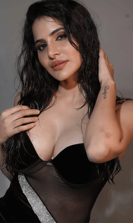 Ashu Reddy Wet Waves of Radiance