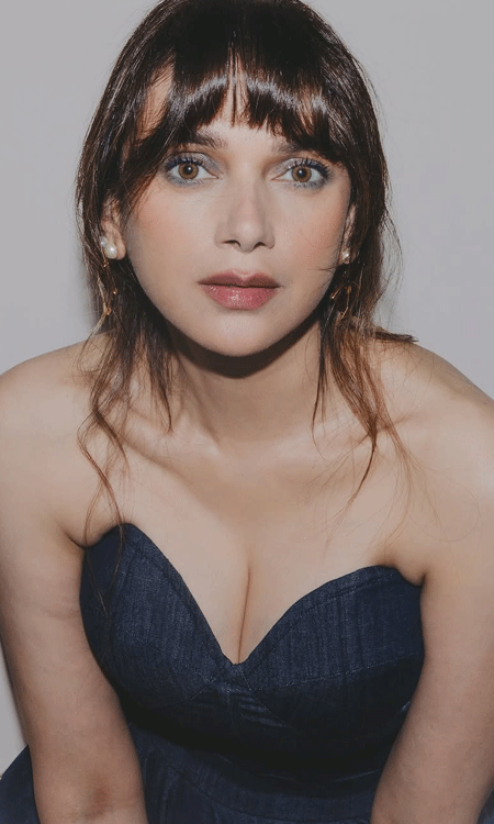 Aditi Rao Hydari Slaying with Subtle Sparkle