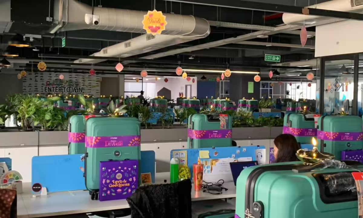 ఉద్యోగుల మనసు దోచుకున్న కార్పొరేట్ కంపెనీ.. వీడియో వైరల్!