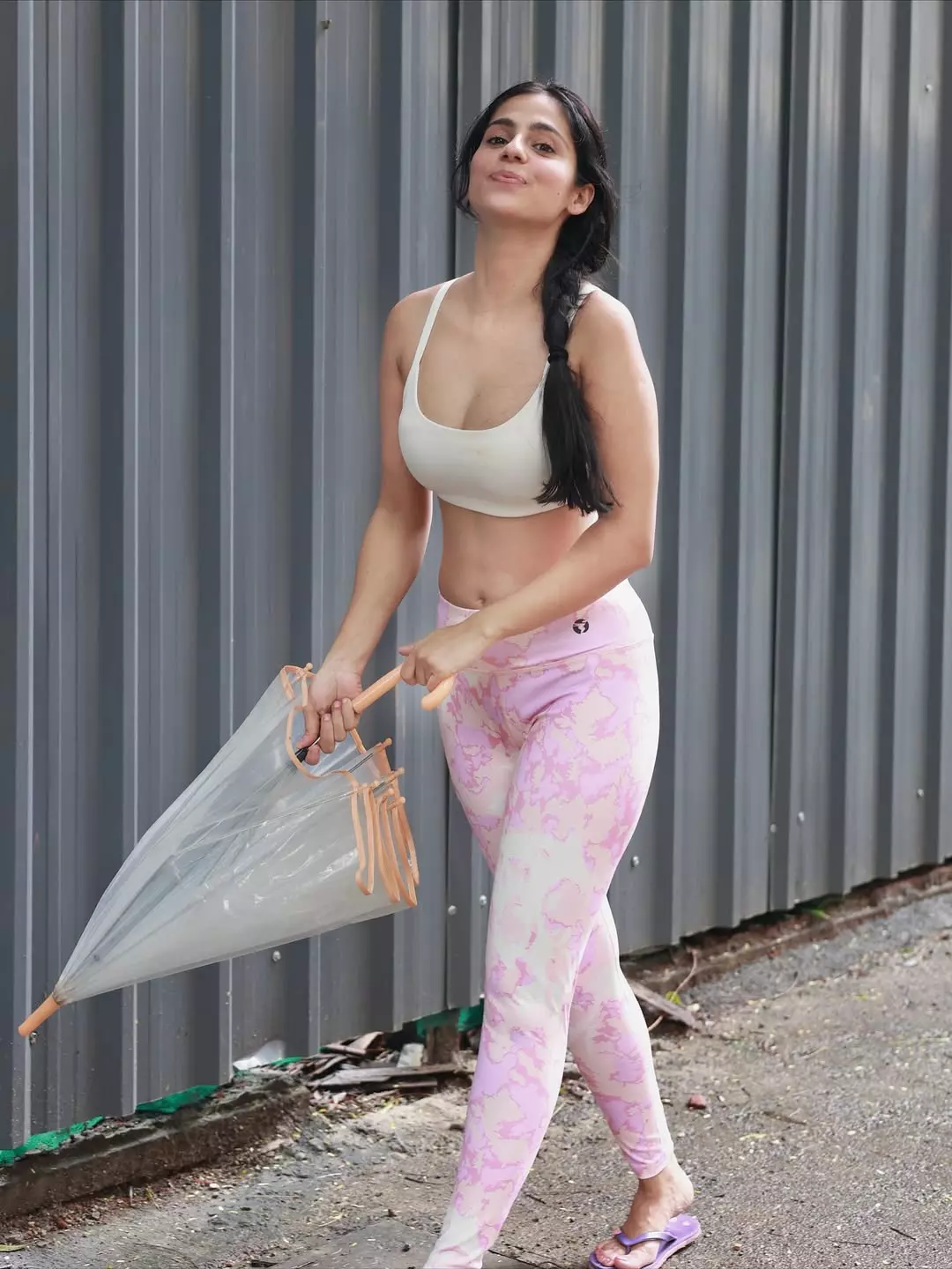 982444-snapins-ai3745255722012715954.web