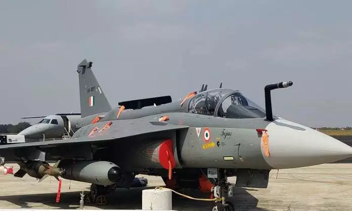 నాసిక్‌ లో ఎగిరిన ఎల్‌.సీ.ఏ తేజ‌స్ ఎంకే1ఏ.. వాటర్ సెల్యూట్ వీడియో వైరల్!