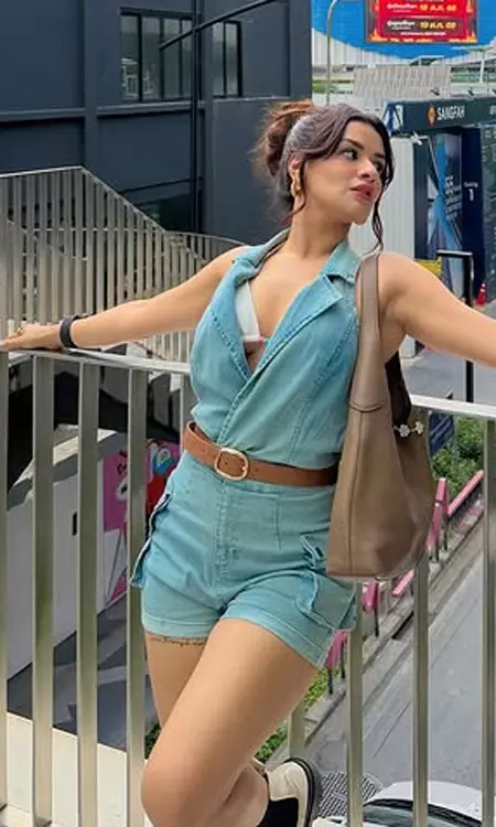 Avneet Kaur – The Young Icon Redefining Glamour & Grit