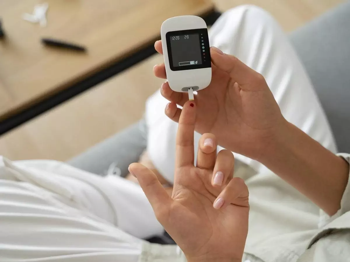 ట్రంపా మజాకా... ఒళ్లున్నా,  ఒంట్లో షుగరున్నా అమెరికా వీసా కష్టమే!