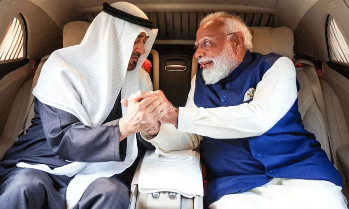 యూఏఈ అధ్యక్షుడితో మోడీ  చిన్న మీటింగ్.. పాక్  కు పెద్ద షాక్!