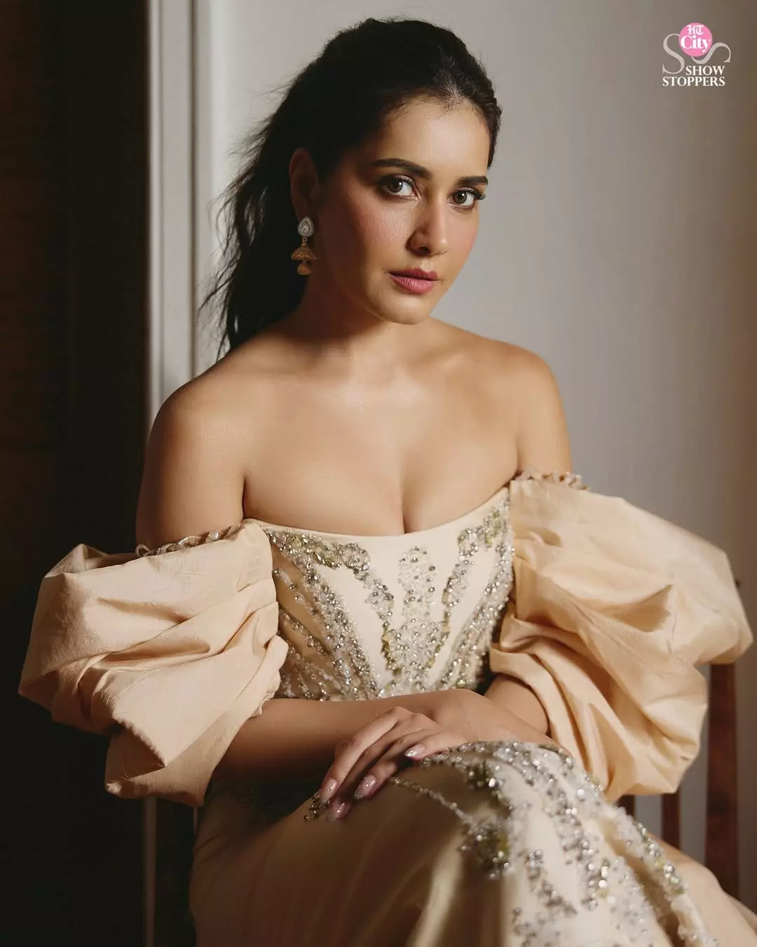 Raashii Khanna’s Stunning HT City Appearance