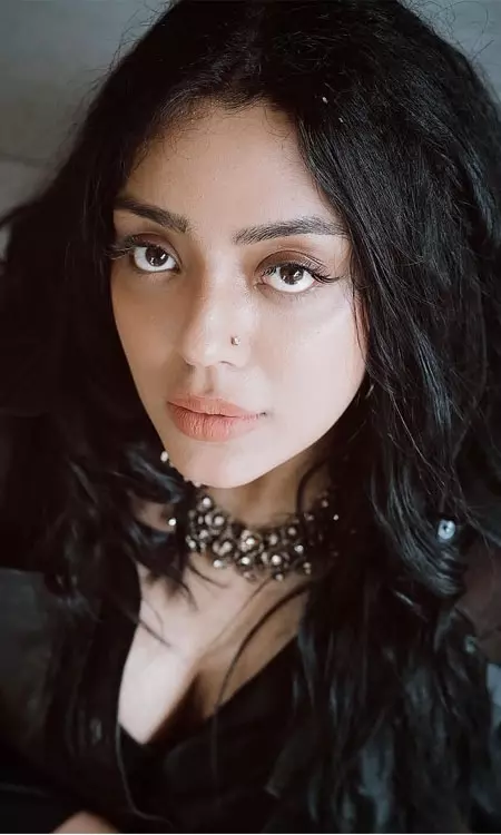 Deviyani Sharma Shows Off Monochrome Glam