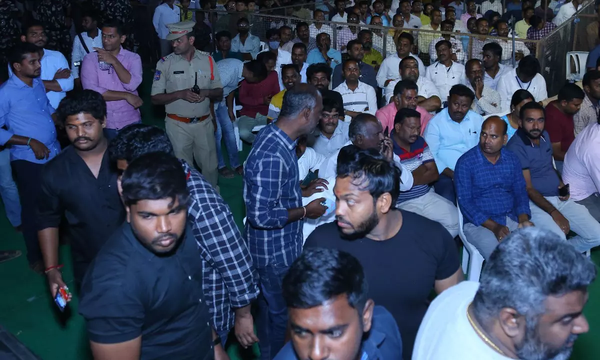 ప్రమోషనల్ ఈవెంట్స్ ఇలా మారాయేంటి?