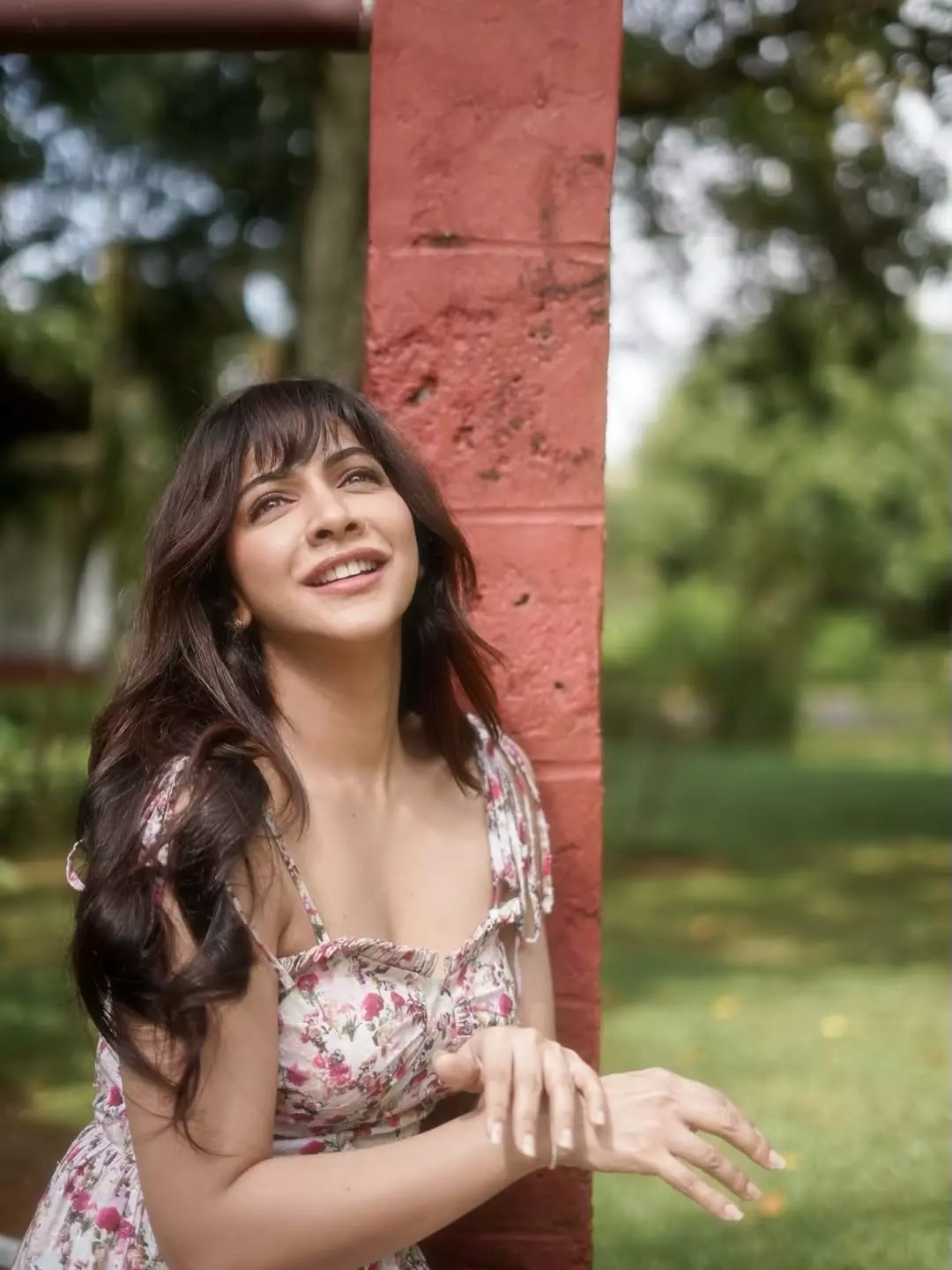 Madonna Sebastians Floral Serenity: A Dreamy Escape