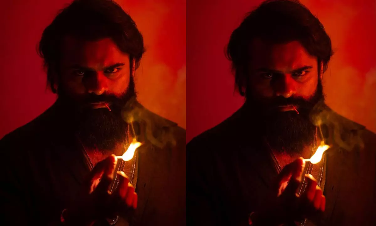 వెలుగుతున్న అగ్గిపుల్ల వెన‌క మిస్ట‌రీ ఏంటో తేజ్?