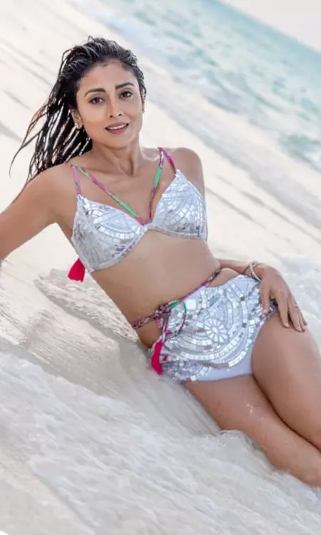 Shriya Saran Shares Beach Vibes and Blissful Escape in Maldives