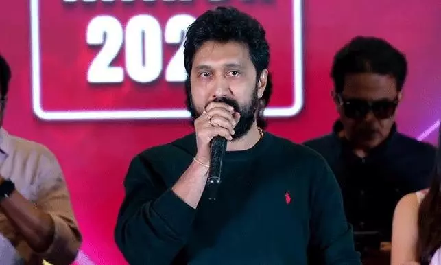 వాలెంటైన్స్ డే స్పెషల్: డైరెక్టర్ బాబీ రియల్ లైఫ్ మాస్ లవ్ స్టోరీ!