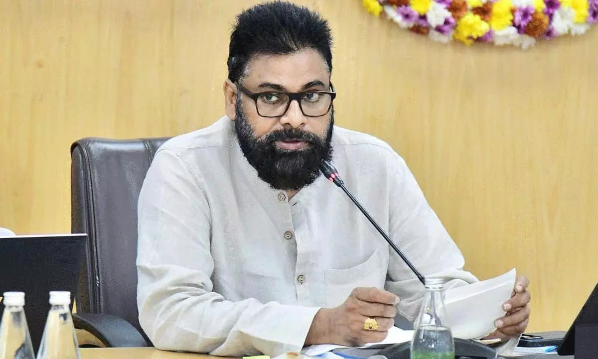 ఇదీ.. మా ప్ర‌భుత్వ భ‌క్తి :  ప‌వ‌న్