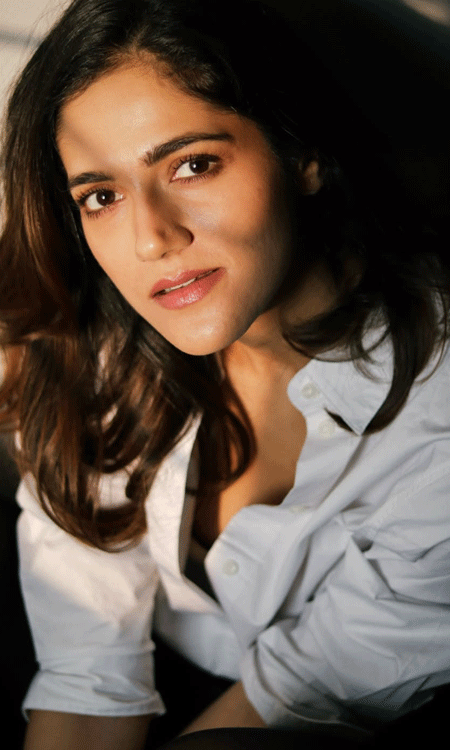 Captivating Charm: Simran Choudharys Sunny Vibes Shine Bright