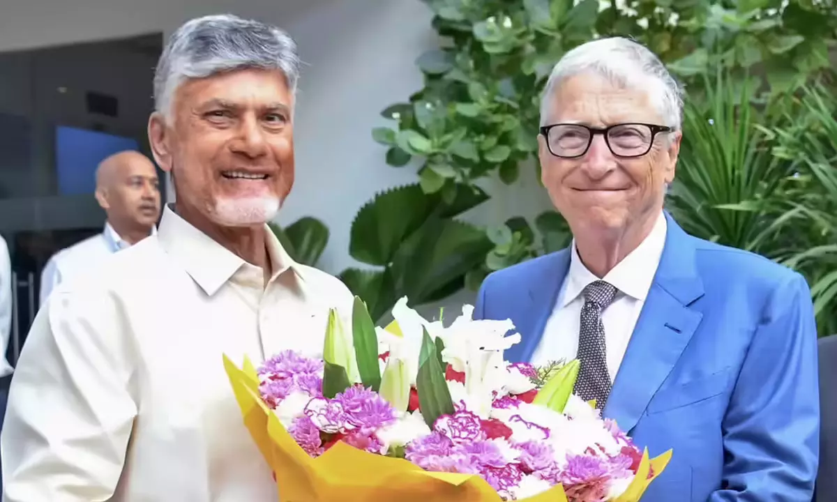 బాబు వల్లనే హైదరాబాద్ కి ఐటీ...బిల్ గేట్స్ చెప్పిన వాస్తవం