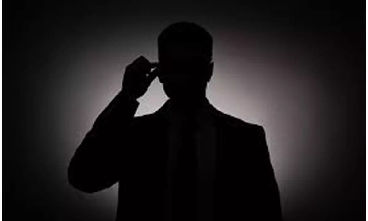 ఎమ్మెల్యే సార్‌.. ఏం చేస్తున్నారు... !