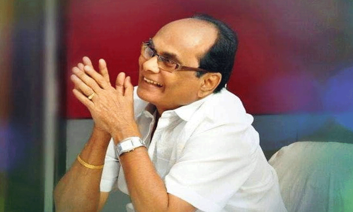 మెగాస్టార్ కి తొలి డ్యూయెట్ పాడిన ఆనంద్  ...బ్యాడ్ లక్ ఏంటంటే ?