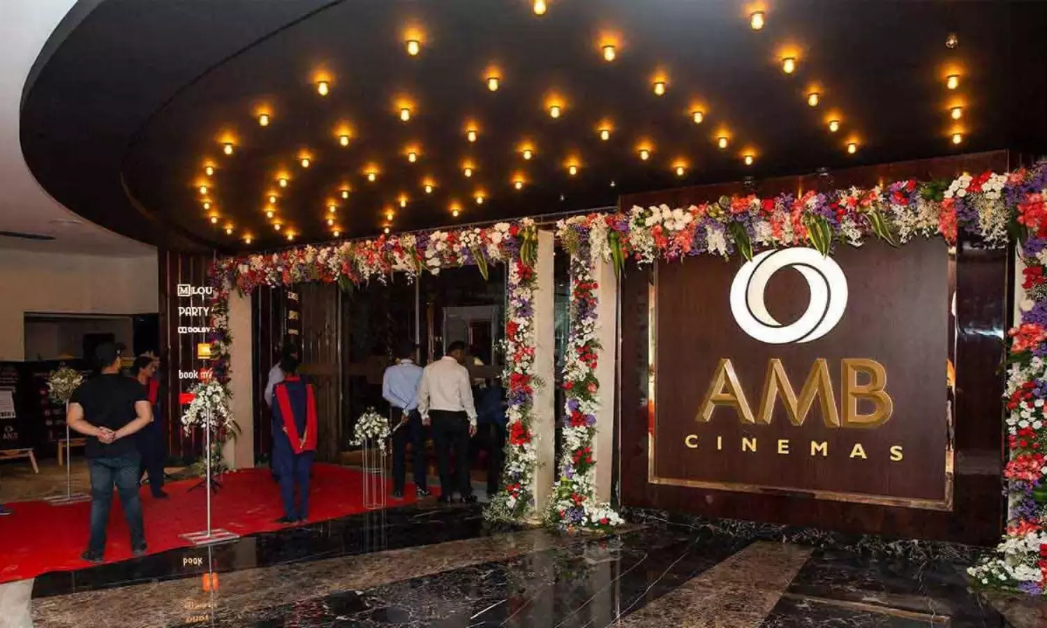 ప్రేక్షకుడికి ప్రీమియం సినిమా ఎక్స్పీరియన్స్ .. సరికొత్త ఫీచర్స్ తో ఏఎంబి సినిమాస్