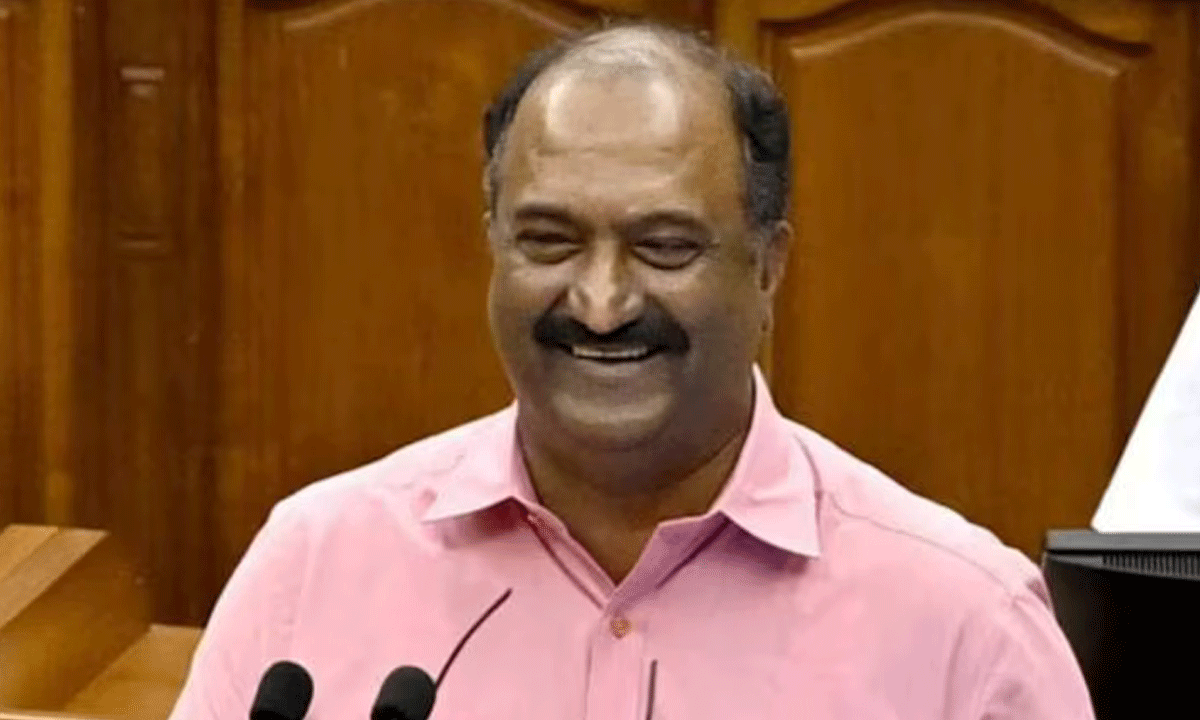 కేరళ సర్కార్ సంచలనం...డిగ్రీ దాకా ఉచిత విద్య