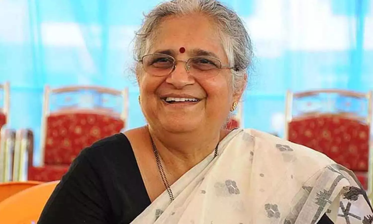 సుధామూర్తి చెప్పిన అమెరికా అవమానం\ గౌరవం కథ