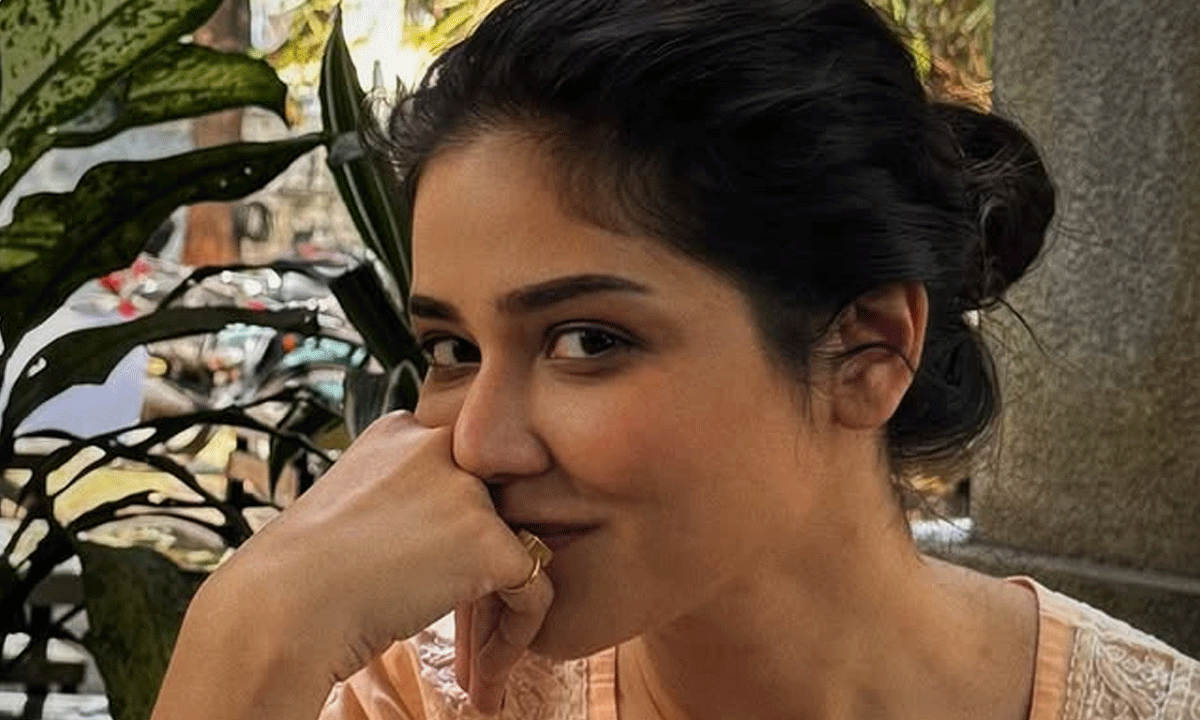 వితౌట్ మేకప్ లో దర్శనమిచ్చిన ప్రియాంక జవాల్కర్.. బాబోయ్