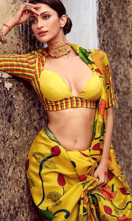 Diksha Singh: Rising Star of Bollywood’s New Wave