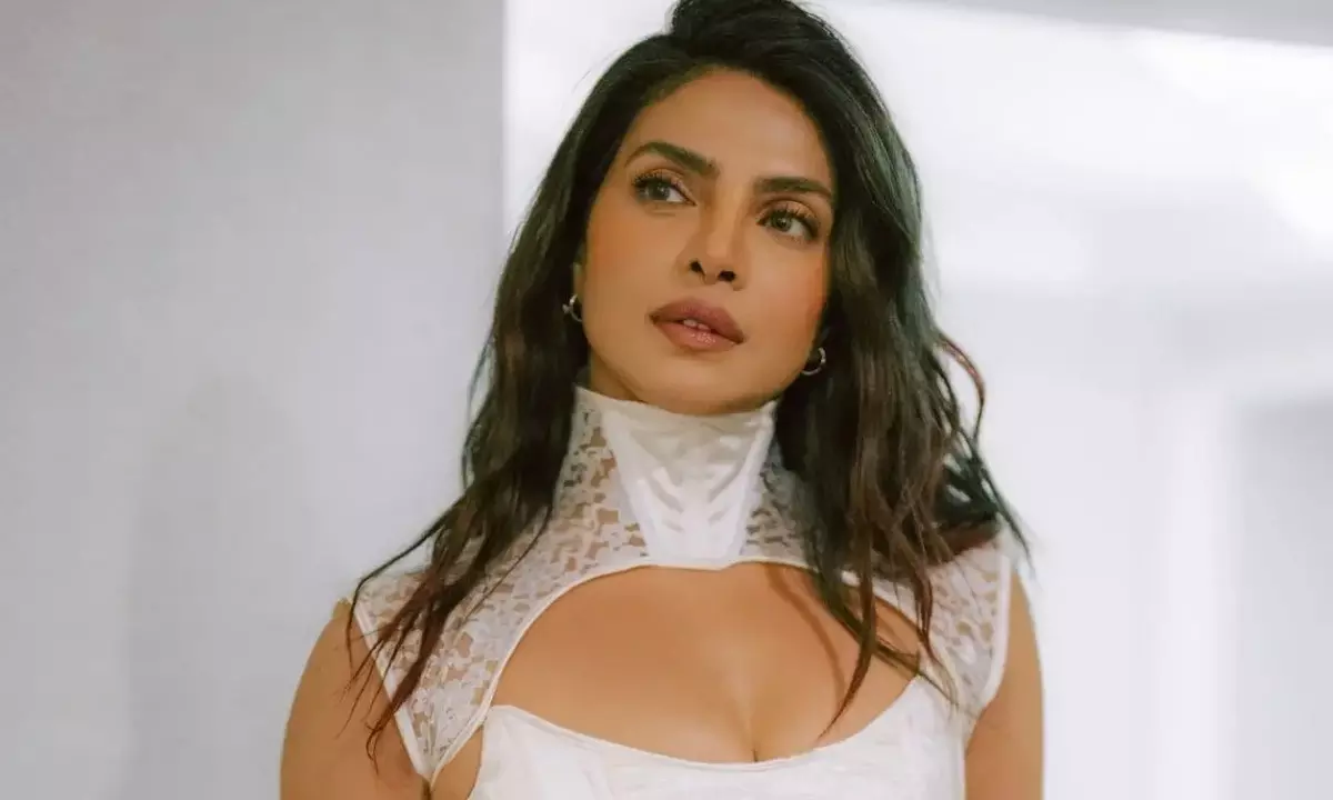 హాలీవుడ్ కి వెళ్లడంపై ప్రియాంక కామెంట్స్.. పరిస్థితులు అనుకూలించలేదా?