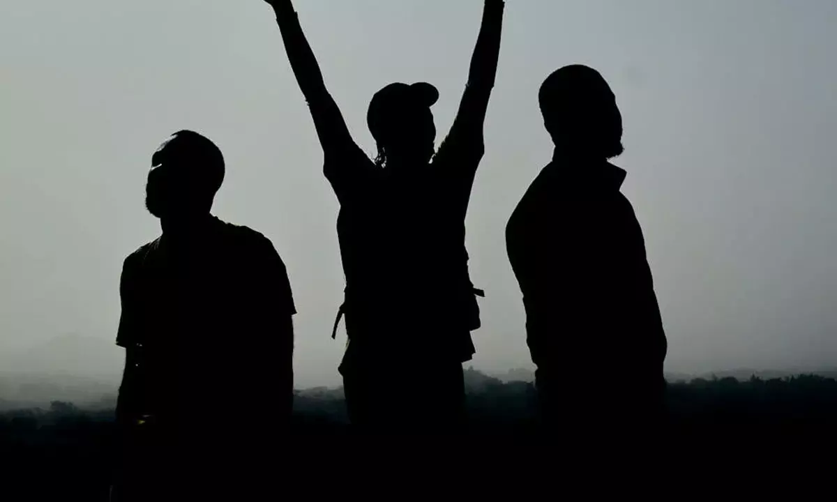 ఆ ముగ్గురు సేఫ్ జోన్ నుంచి బ‌య‌ట‌కొస్తున్నారు!