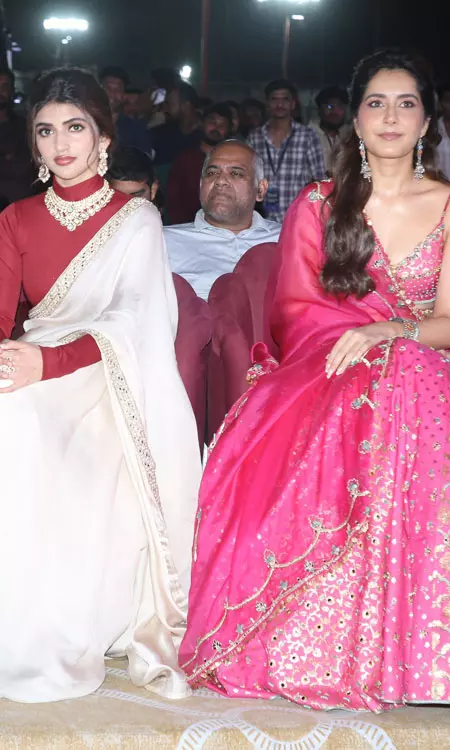 Ustaad Bhagat Singh Pre-Release event Set 2