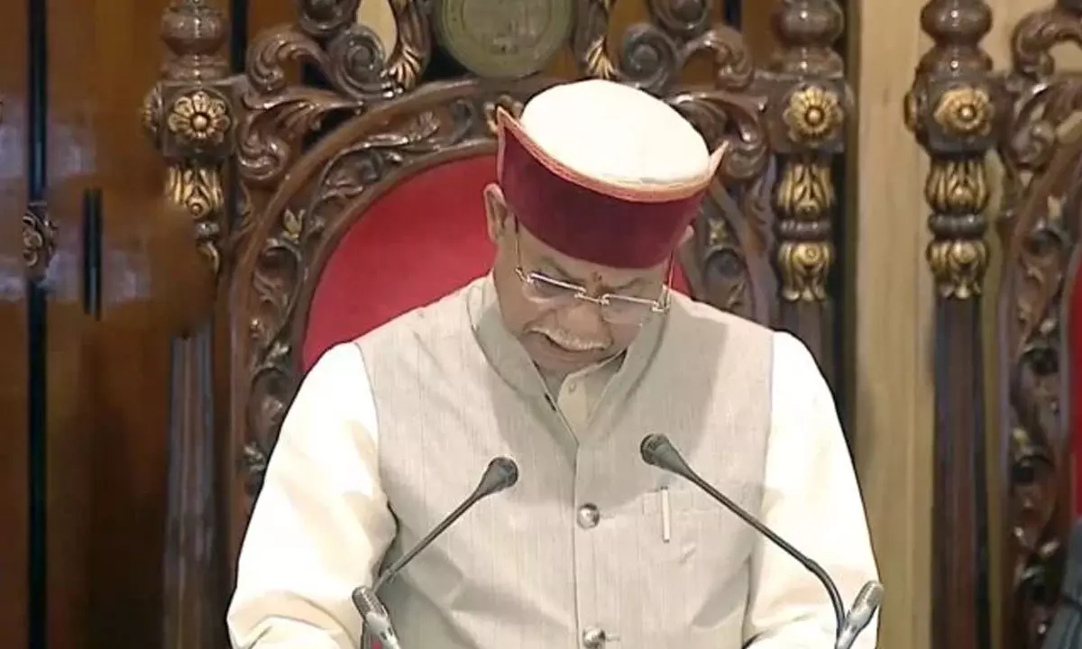 గ‌వ‌ర్న‌ర్ బ‌డ్జెట్ ప్ర‌సంగం: తెలుగులో ప్రారంభించి.. తెలుగులో ముగించి!