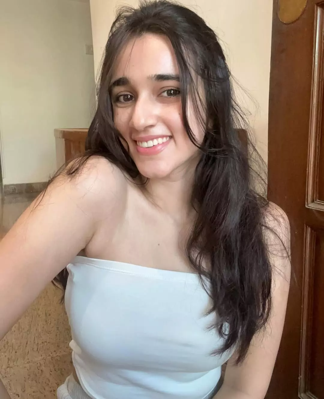 Smile That Wins Hearts: Nuveksha’s Radiant Casual Glow