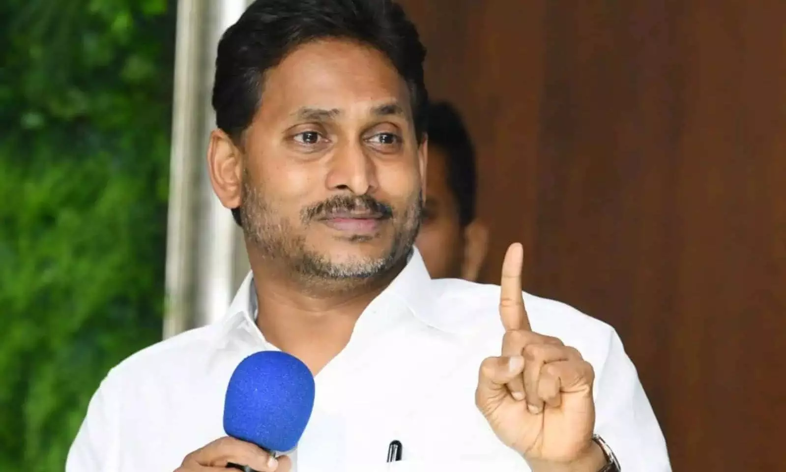 క్యాడర్ కి ఎమోషనల్ టచ్ ఇస్తున్న జగన్